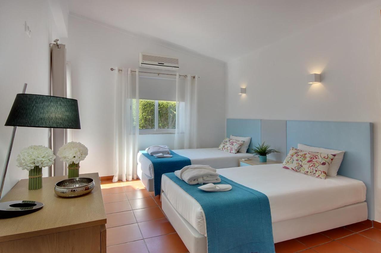 Villa Francella- Relaxing Holidays In An Ideal Location By Dreamvillasالبوفيرا المظهر الخارجي الصورة
