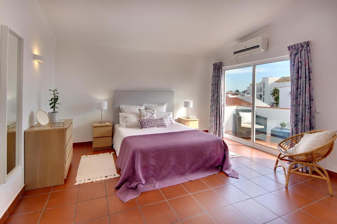 Villa Francella- Relaxing Holidays In An Ideal Location By Dreamvillasالبوفيرا المظهر الخارجي الصورة